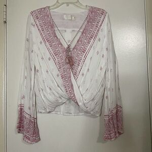 TJD The Jetset Diaries Red white boho tribal Twist front top size US small